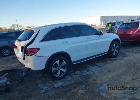 2021 Mercedes-Benz Glc 300 Suv z USA, uszkodzony, nr VIN W1N0G8DB3MF916852